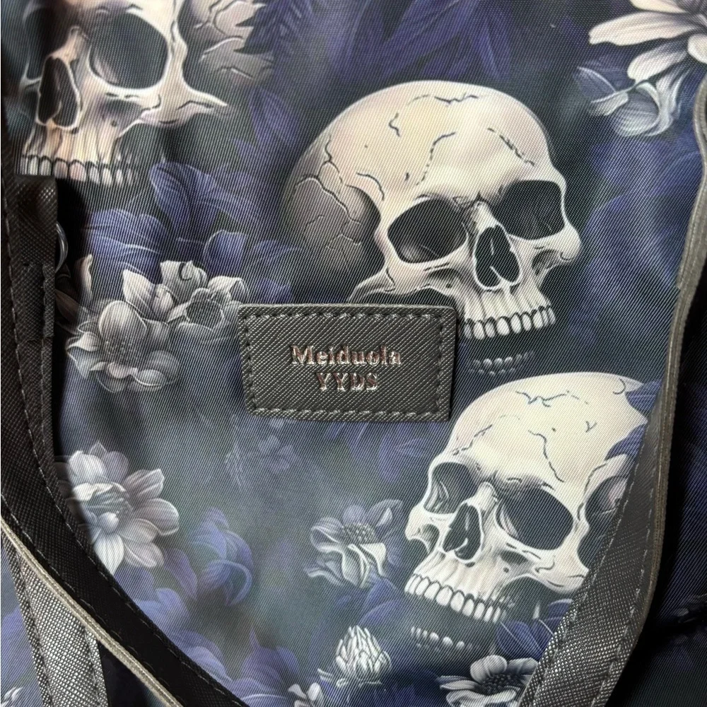 N/A stylish tote